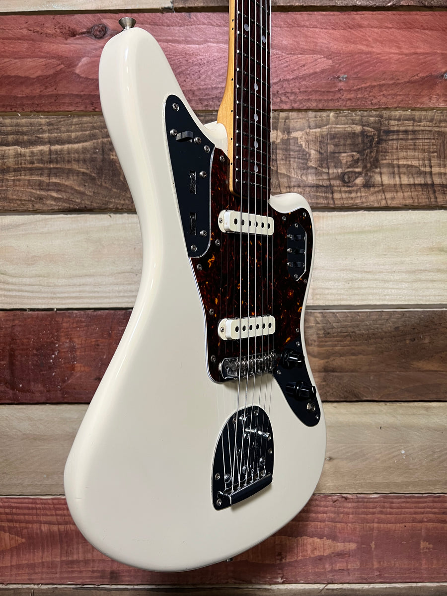 Fender JG-66 Jaguar Reissue MIJ Vintage White – MotoMusic