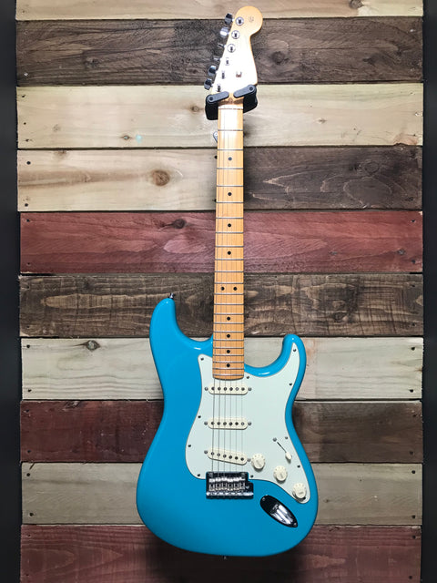 Fender American Professional II Stratocaster Miami Blue 2021