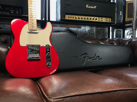 Fender American Standard Telecaster with Maple Fretboard Candy Apple Red 2004