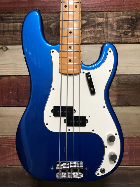 Fender Precision Bass with Maple Fretboard Lake Placid Blue 1973/1974