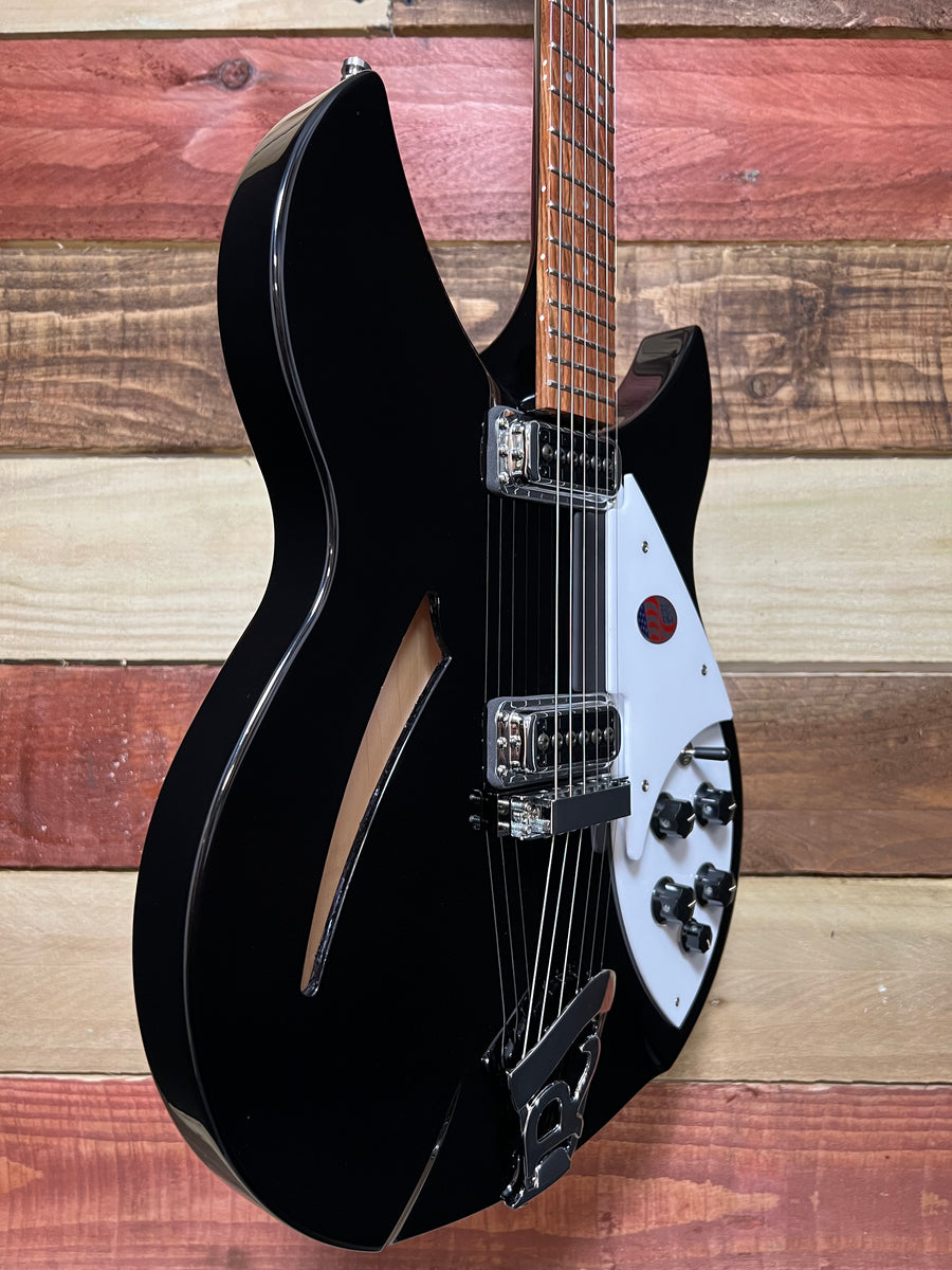 Rickenbacker 330 Jetglo 2024 – MotoMusic
