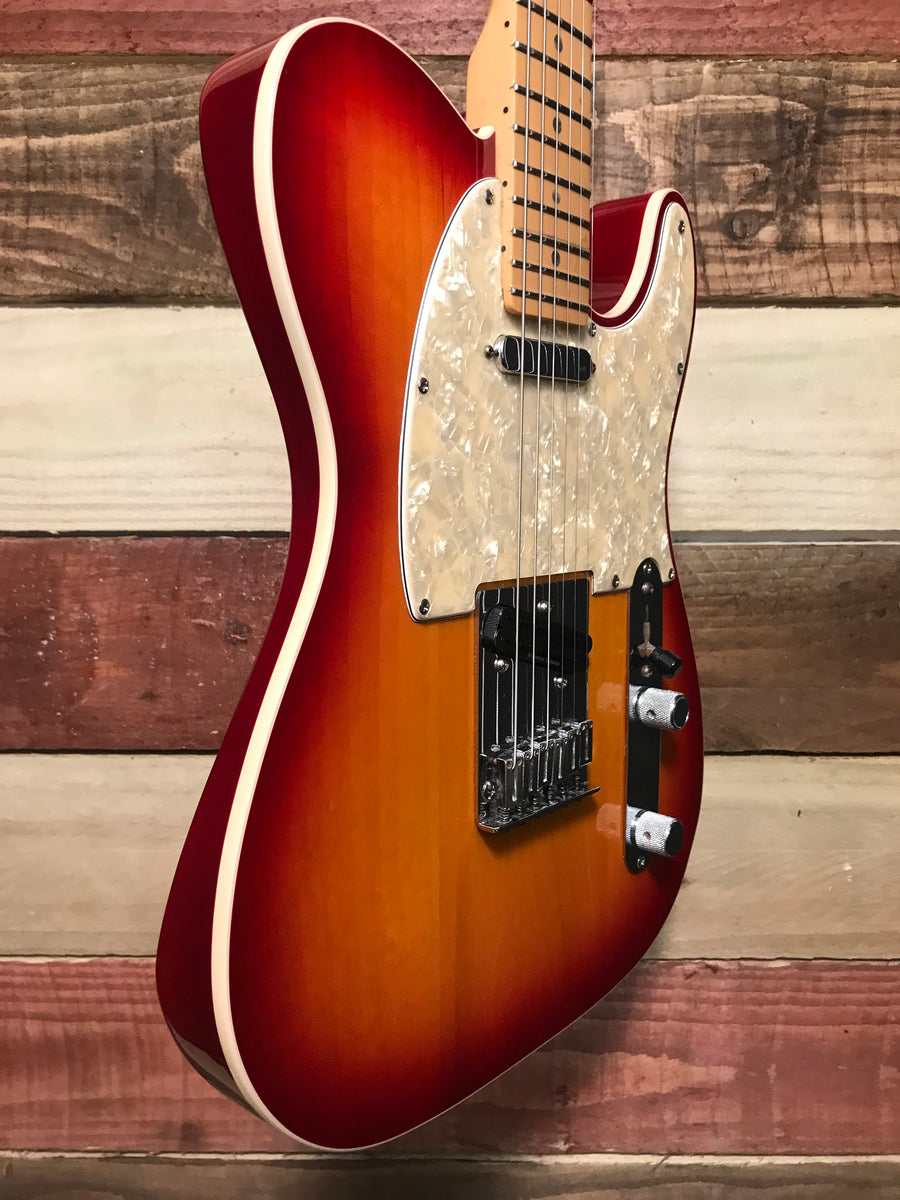 Fender American Deluxe Telecaster Aged Cherry Sunburst 2004