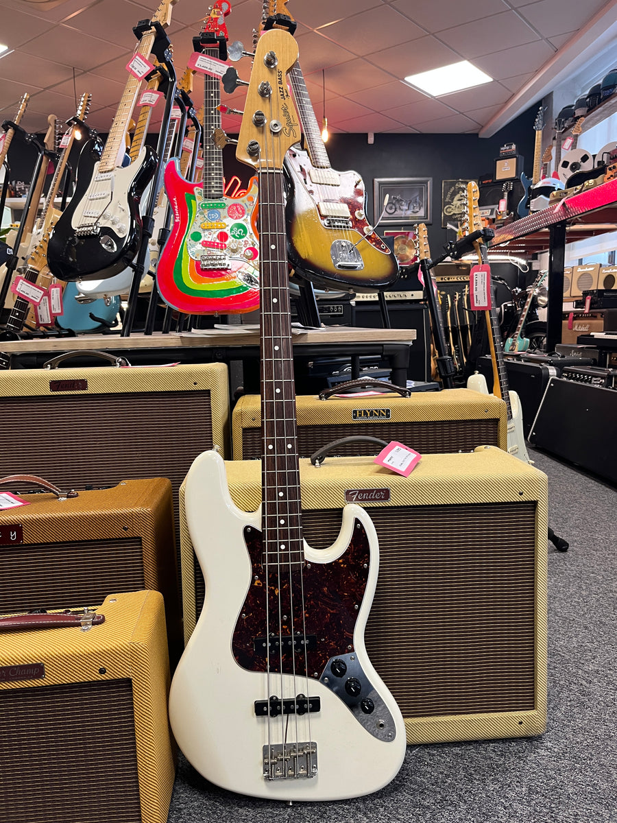 Fender JV Jazz 62 Bass Squier Series MIJ 1983 – MotoMusic