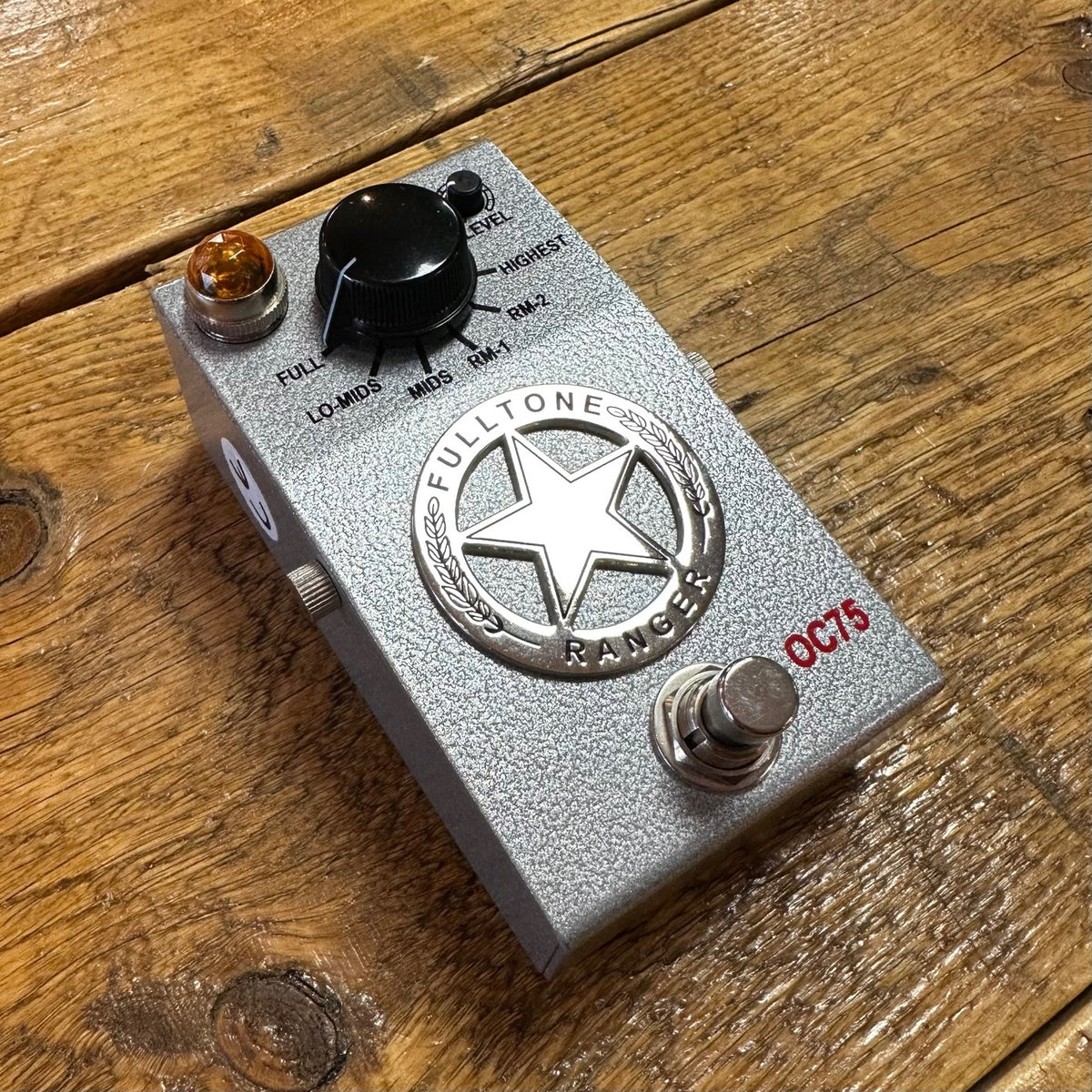 ギター Fulltone Custom Shop RANGER N.O.S. OC-75 Fulltone Ranger N.O.S. OC75 Custom Shop Rangemaster-Style Pedal