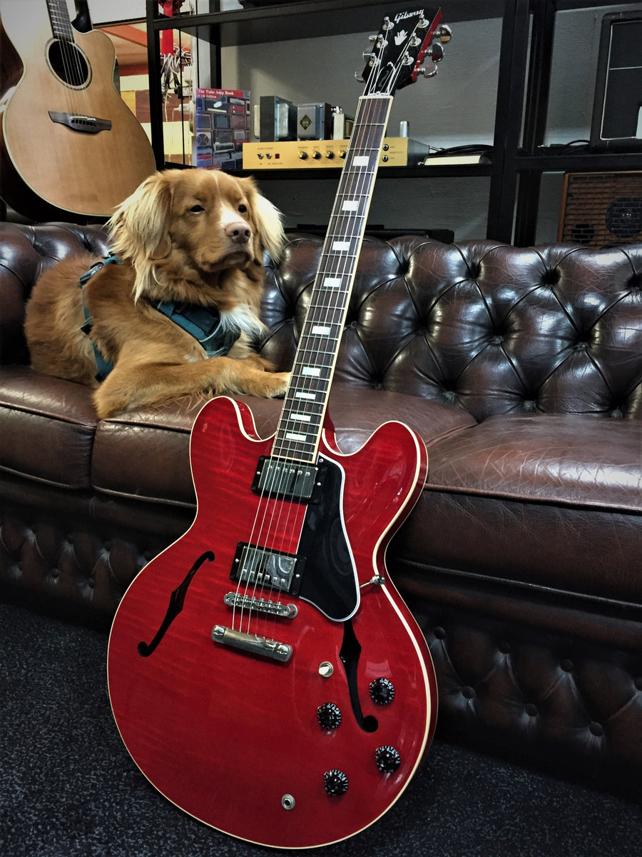 ギター Gibson Memphis ES-335 Cherry 2015 Gibson Memphis ES-335 2015 Cherry (SN: 11275744) | Gino Guitars