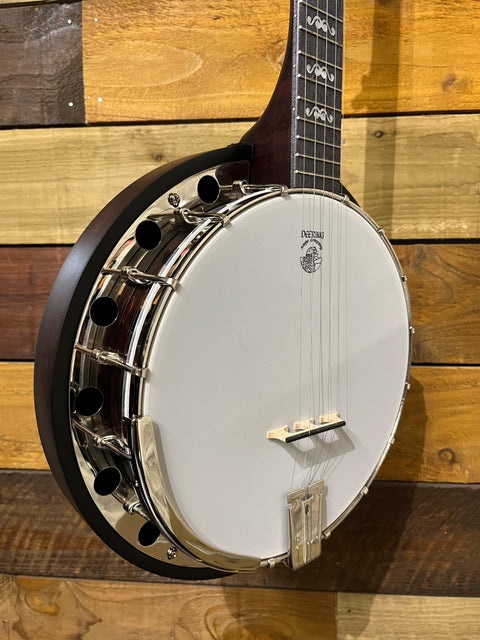 Deering Artisan Goodtime Special 5 String Banjo with deluxe hard case
