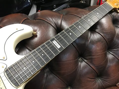 Burns 'Apache' 50th Anniversary Limited Edition in White 2008