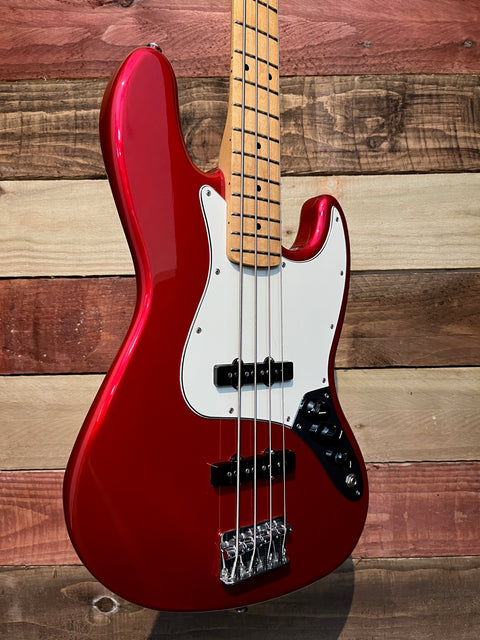Fender MIM Jazz Bass Candy Apple Red With TGI Hard Case MINT! 2018