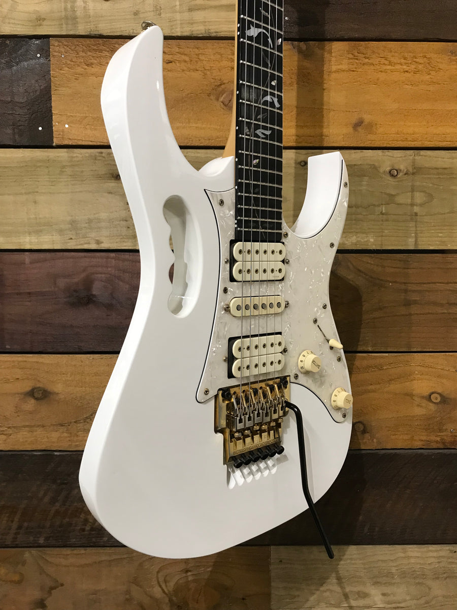 Ibanez JEM7V Steve Vai Signature 1995 – MotoMusic