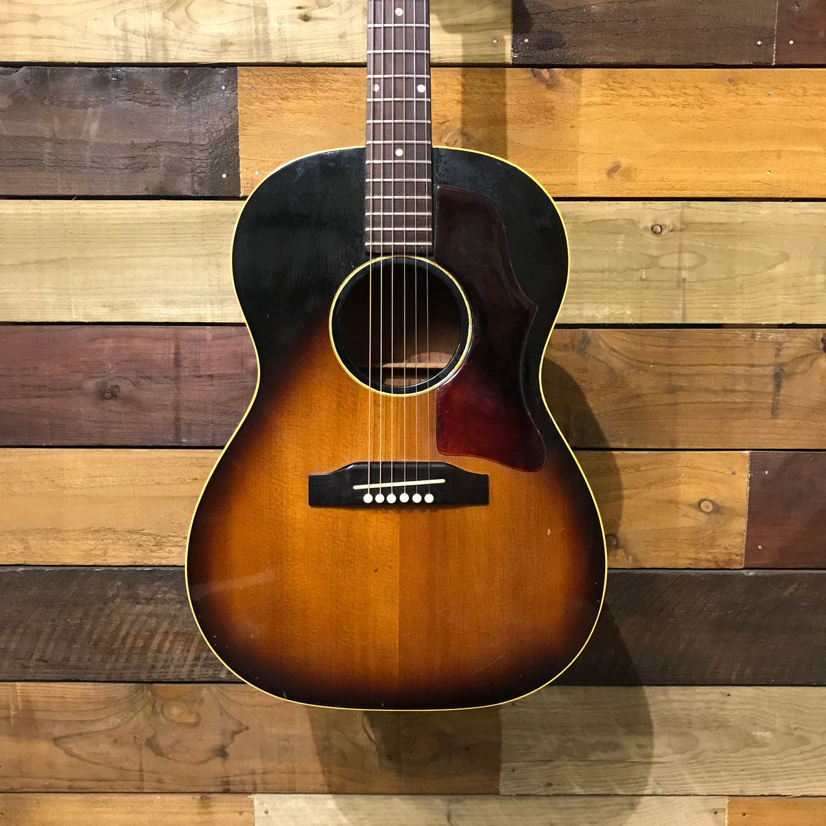 Gibson LG-1 1964年製 ヴィンテージ LG-1 1964年製 Gibson アコースティックギター フラットトップ 商品
