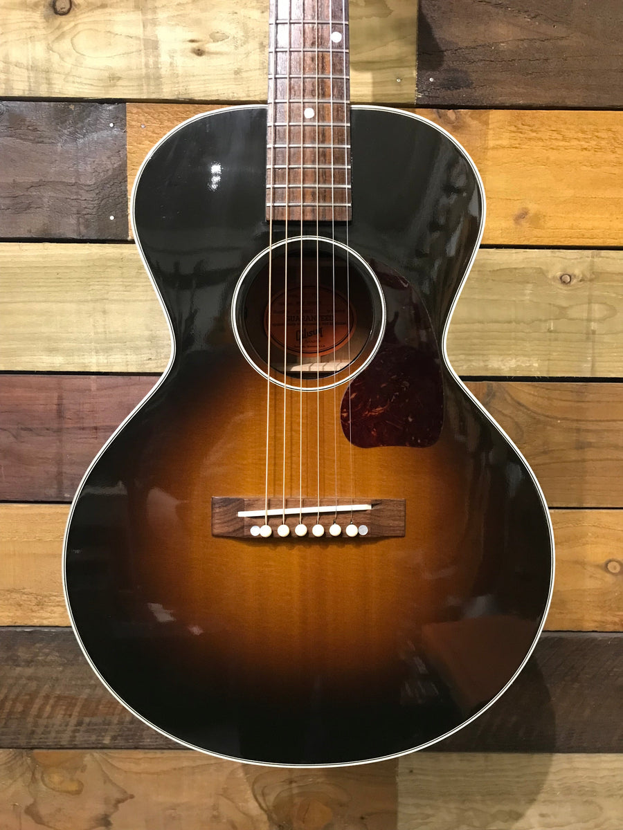 Gibson model LG-2 Arlo Guthrie 3/4 Sunburst 2008 – MotoMusic