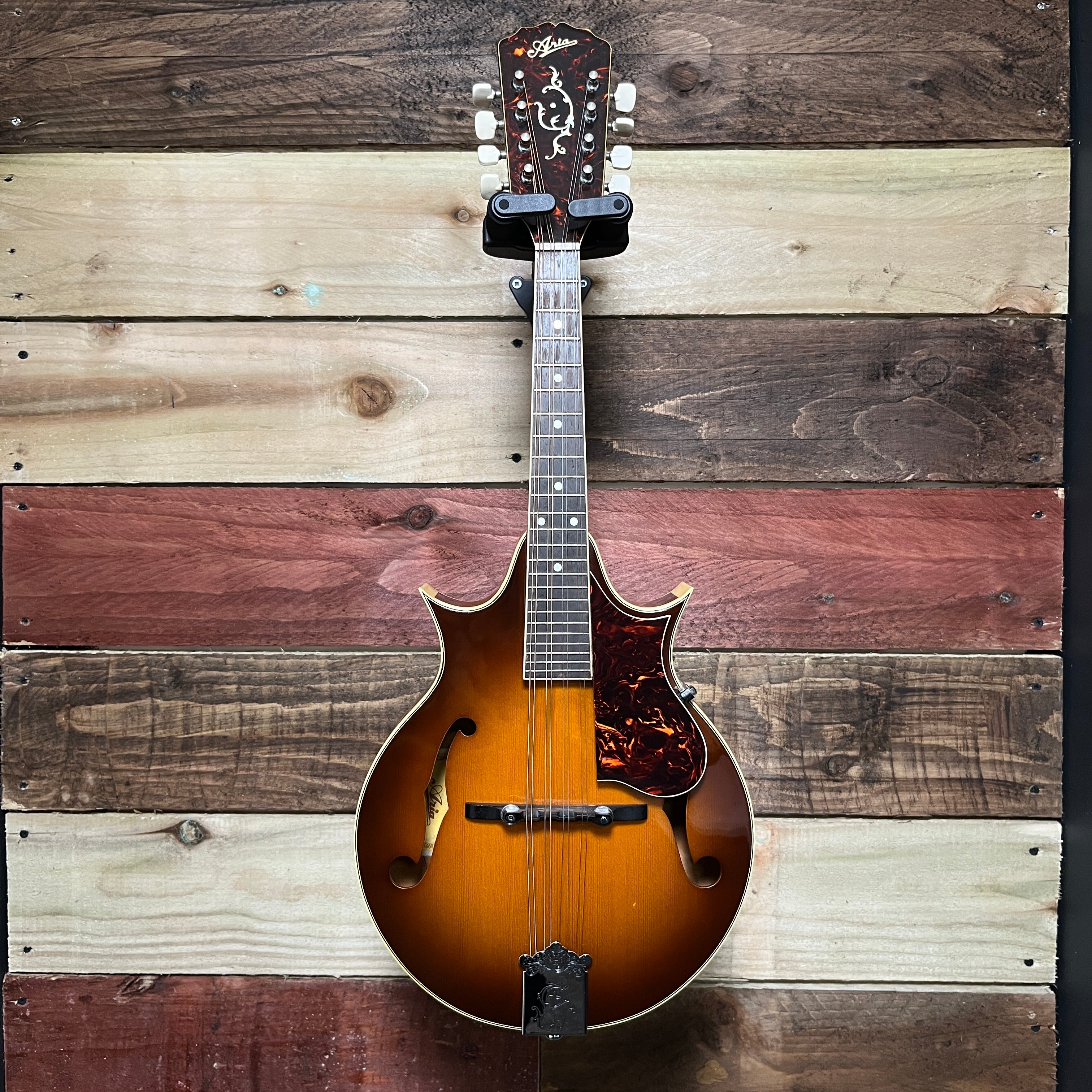 Aria M-300 Two Point Mandolin Japan 1970's - Sunburst