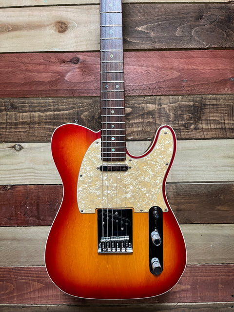 Fender American Deluxe Telecaster with Rosewood Fretboard 2004 Aged Cherry Burst