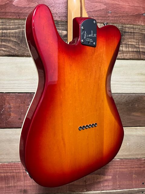 Fender American Deluxe Telecaster with Rosewood Fretboard 2004 Aged Cherry Burst