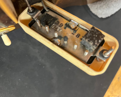 Gibson Les Paul Deluxe 1981 - Goldtop