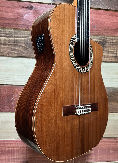 Geronimo Mateos Model 30CA Classical Cutaway Cedar Rosewood 2010 - Natural Gloss