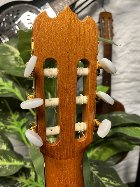 Geronimo Mateos Model 30CA Classical Cutaway Cedar Rosewood 2010 - Natural Gloss