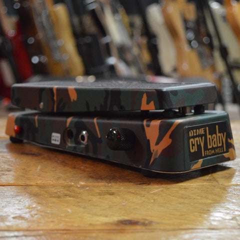Dunlop DB01 Dimebag Signature Cry Baby From Hell Wah Camo