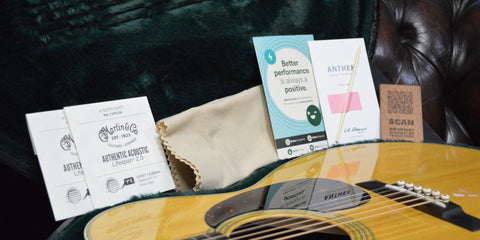 Martin M-7 Johnny Marr