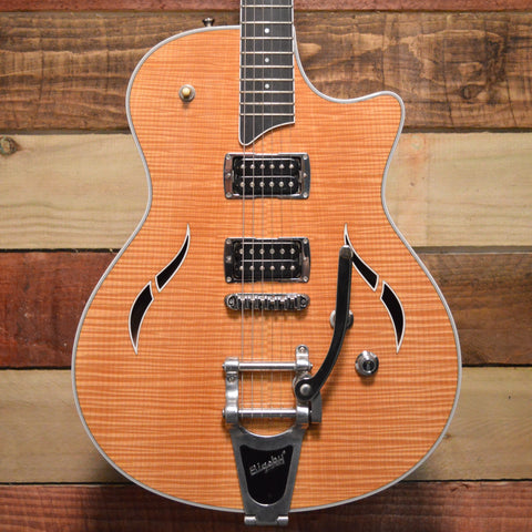 Taylor T3/B Natural 2011 (Flame Maple Top!)
