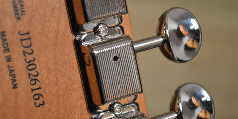 Fender MIJ FSR Hybrid II Telecaster Quilt Top Aqua Blue 2023