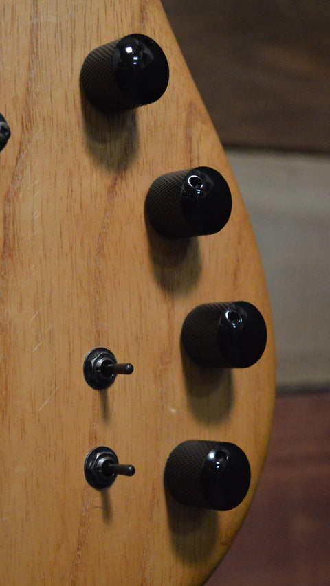 Warwick German Pro Series Corvette $$ 4 Natural 2006