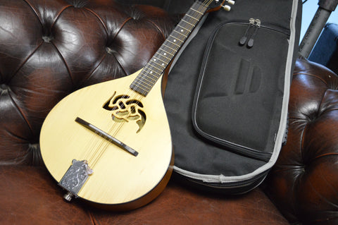 David Freshwater Left Hand Mandolin Natural 2002 (Handbuilt in Scotland)