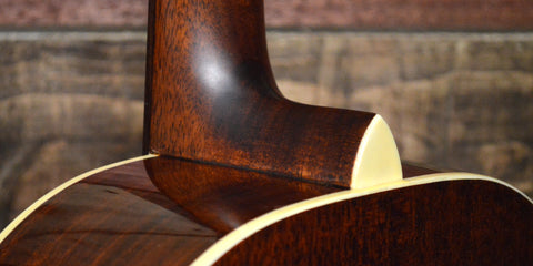 Aria AP Series Deluxe Parlor Natural