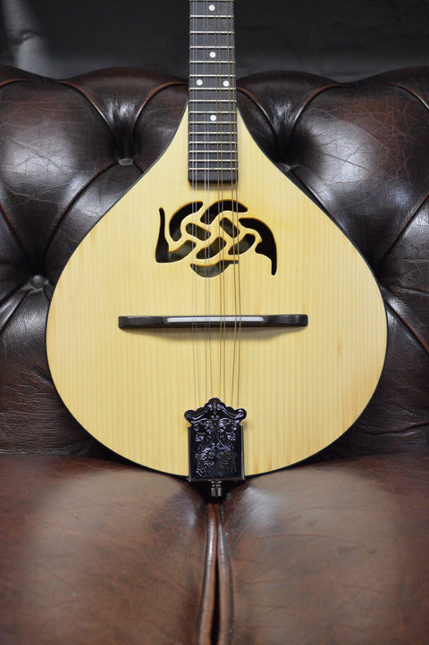 David Freshwater Left Hand Mandolin Natural 2002 (Handbuilt in Scotland)