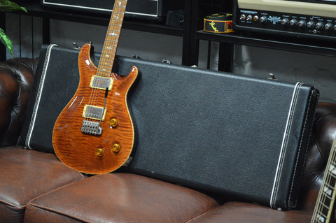PRS Custom 22 Tremolo 10-Top Amber 2001