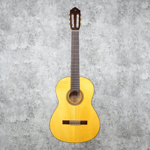 Yamaha CG182SF Spruce Top Flamenco Classical Guitar