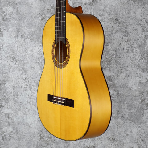 Yamaha CG182SF Spruce Top Flamenco Classical Guitar