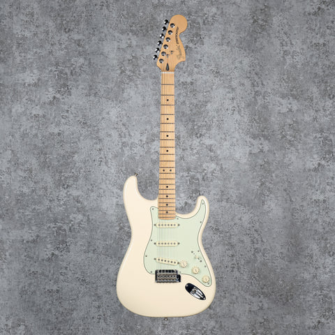 Fender Deluxe Roadhouse Stratocaster Maple Fretboard 2020 Olympic White