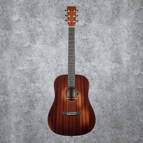 Martin DJR-E Dreadnought Junior Sapele 2026