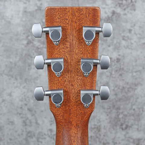 Martin DJR-E Dreadnought Junior Sapele 2026