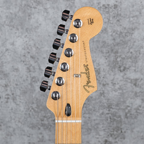 Fender Player Stratocaster with Maple Fretboard 3-Color Sunburst 2022 (Upgraded!)
