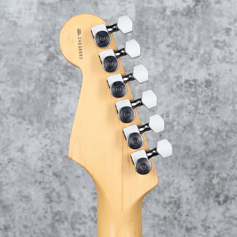 Fender American Series Stratocaster with Maple Fretboard Chrome Blue 2004