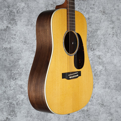 Martin D JR-E Dreadnought Junior 2026 Walnut Burst (New)