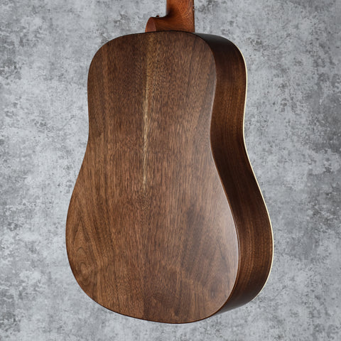 Martin D JR-E Dreadnought Junior 2026 Walnut Burst (New)