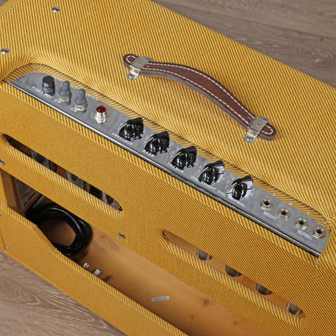 Fender '57 Custom Twin-Amp 2-Channel 40-Watt 2x12" MOD5E8A Lacquered Tweed
