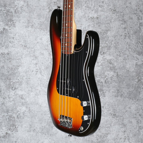 Fender American Series Precision Bass with Rosewood Fretboard 3-Color Sunburst 2005
