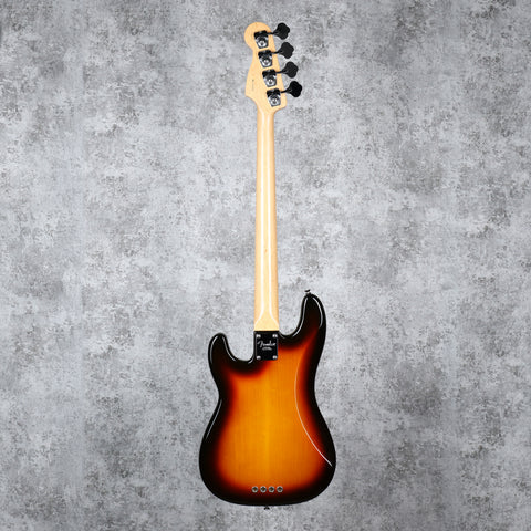 Fender American Series Precision Bass with Rosewood Fretboard 3-Color Sunburst 2005