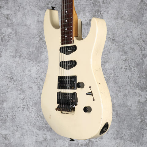 Charvel 375 Deluxe with Rosewood Fretboard Pearl White '89 - '91