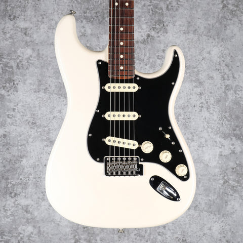 Fender American Performer Stratocaster with Rosewood Fretboard Arctic White 2019