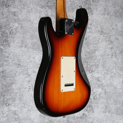 1991 Fender American Standard Stratocaster – Sunburst, Rosewood Fingerboard