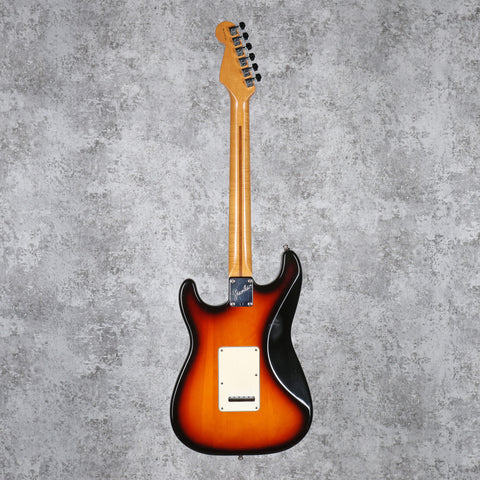 1991 Fender American Standard Stratocaster – Sunburst, Rosewood Fingerboard