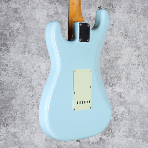 Fender Vintera II Special Edition Road Worn '60s Stratocaster Rosewood Fretboard 2025 Sonic Blue Nitro