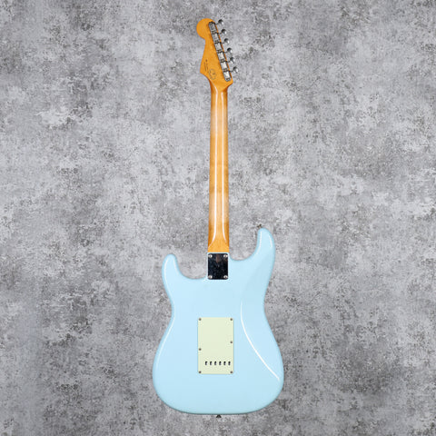 Fender Vintera II Special Edition Road Worn '60s Stratocaster Rosewood Fretboard 2025 Sonic Blue Nitro