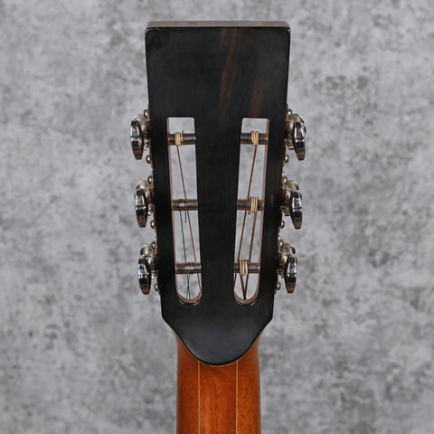 Dearnaley Model 1 Mahogany/ K&K Pure Mini Pickup 2026
