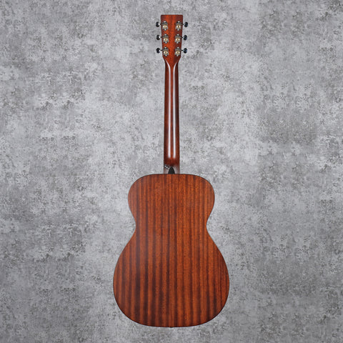 Martin 00-10E Retro Joe Bonamassa Sunburst 2026